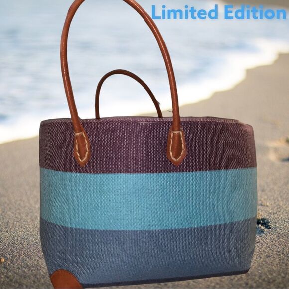 Limited Edition large capacity tote! - Picture 3 of 9